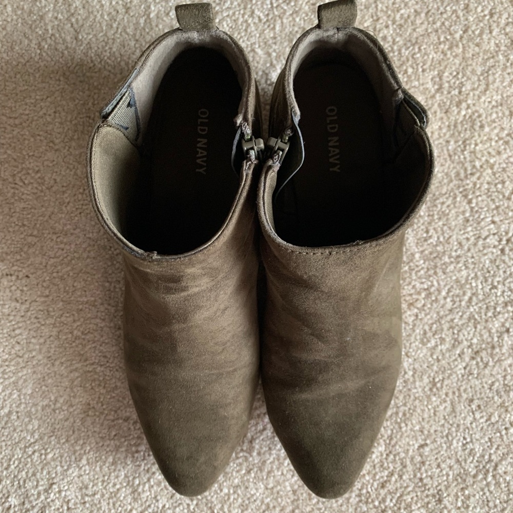 Old Navy Olive Green Booties / Ankle Boot - Picture 6 of 7